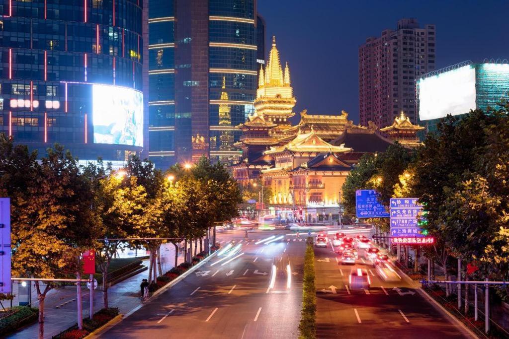 Base-Wending Service Apartment-Shanghai Xujiahui Location 3*
