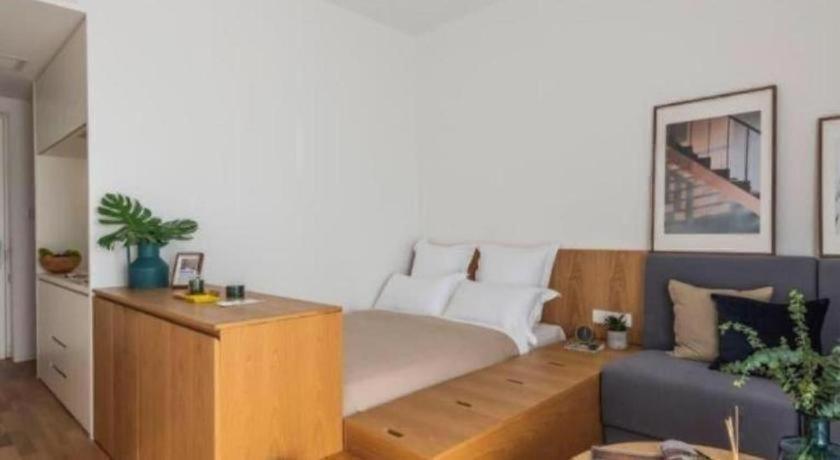 Base-Wending Service Apartment-Shanghai Xujiahui Location Hotel 3*