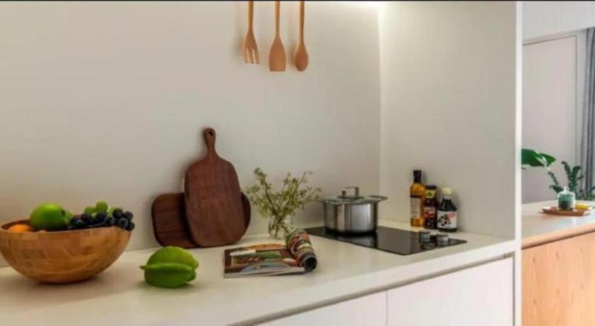 Hotel Base-Wending Service Apartment-Shanghai Xujiahui Location Shanghai