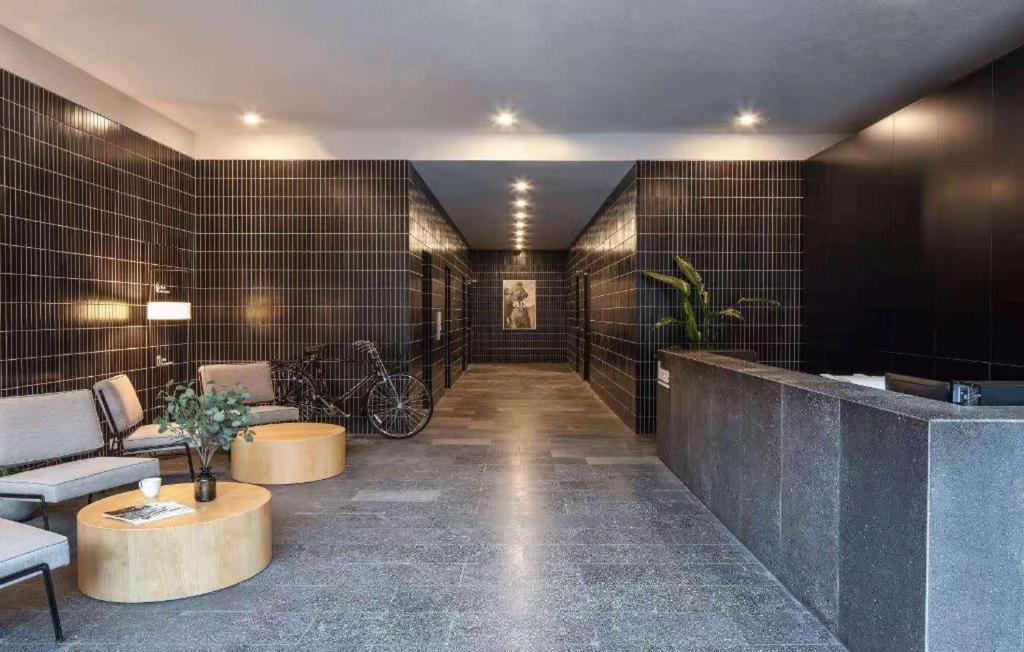 Hotel Base-Wending Service Apartment-Shanghai Xujiahui Location Shanghai